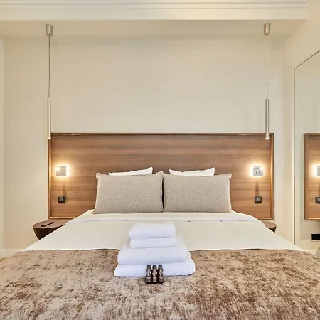 Luxurious Ac Beaubourg Le Marais Paryż